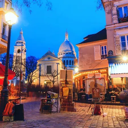 Private Terrace Moulin Rouge Apartman *